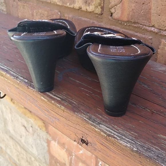 Franco Sarto Sandals - Picture 3 of 3